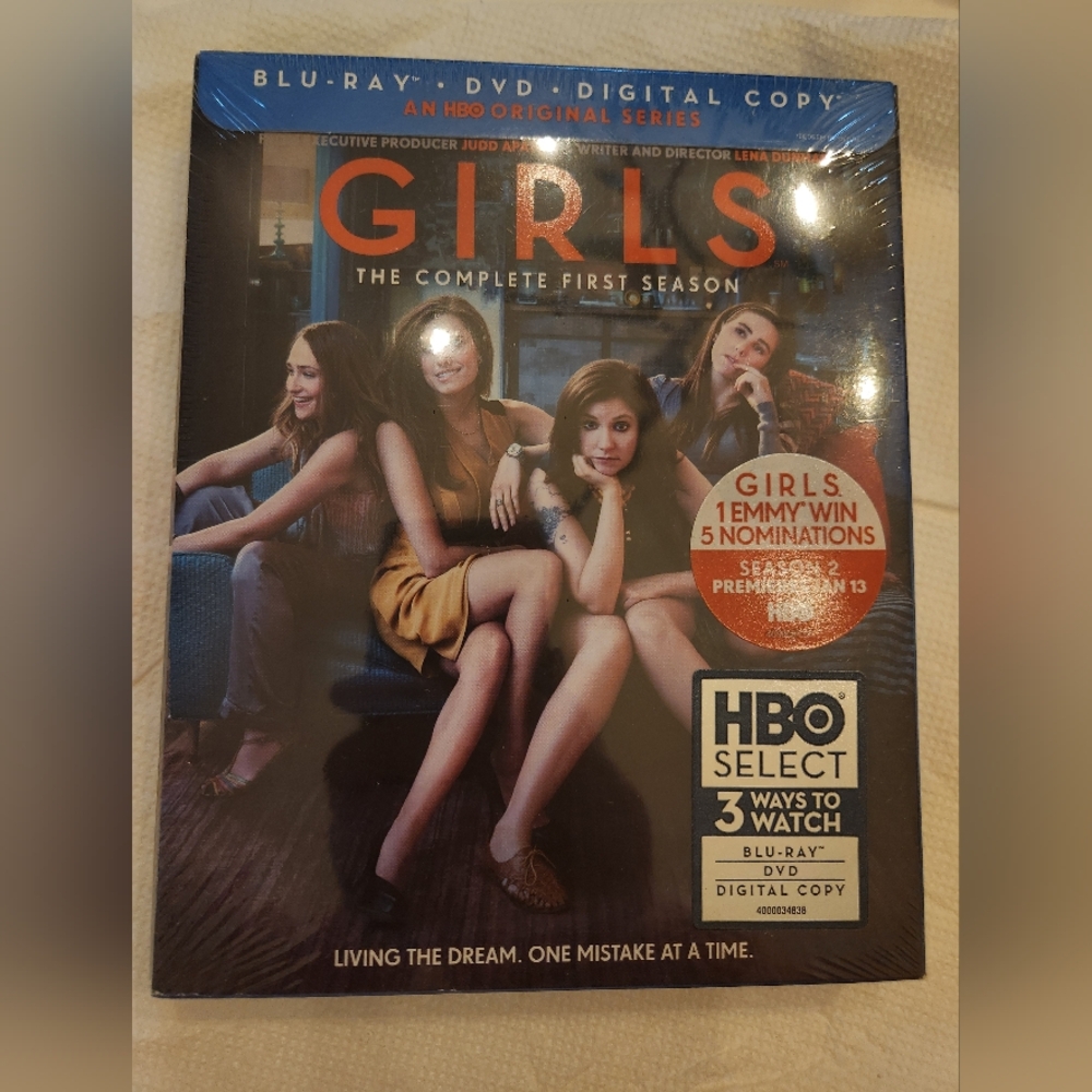 Girls The Complete First Season  HBO Select BNIB